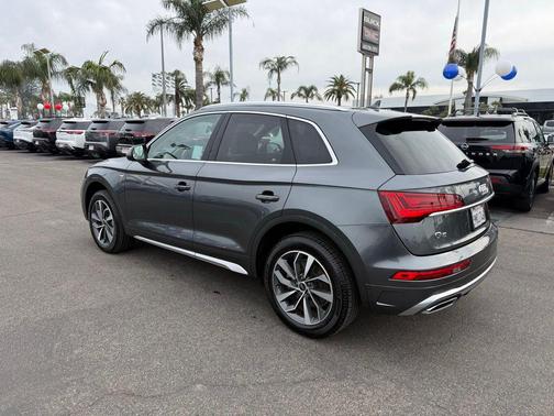 2022 Audi Q5 45 S line Premium