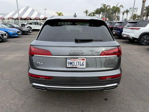 2022 Audi Q5 45 S line Premium