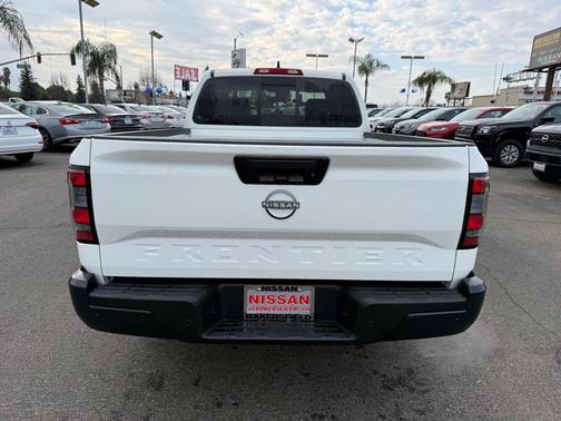 2026 Nissan Frontier S