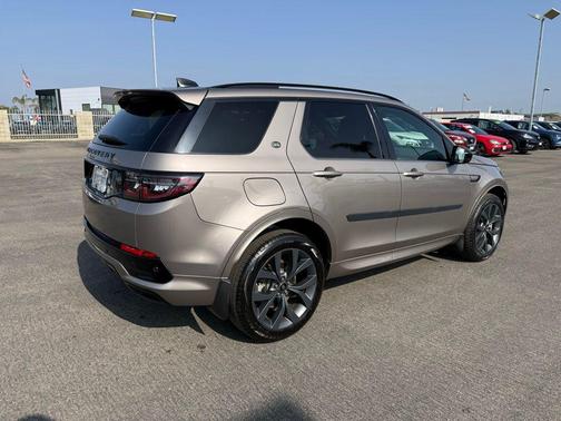 2022 Land Rover Discovery Sport SE R-Dynamic