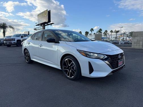 2025 Nissan Sentra SR