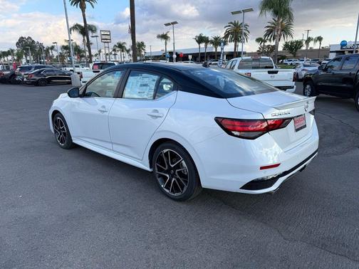 2025 Nissan Sentra SR