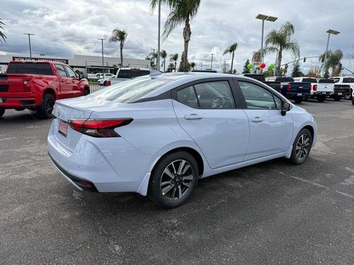 2025 Nissan Versa 1.6 SV