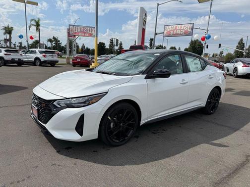 2025 Nissan Sentra SR