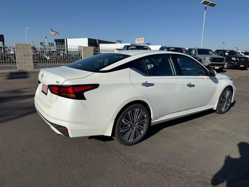 2025 Nissan Altima 2.5 SL