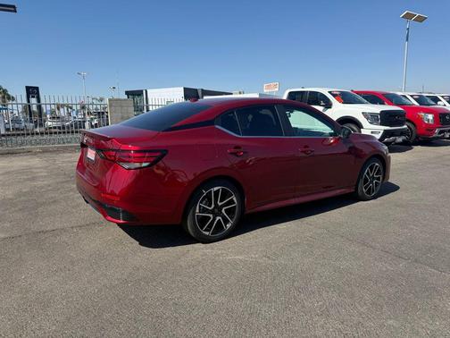 2025 Nissan Sentra SR