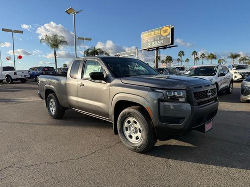 2026 Nissan Frontier S