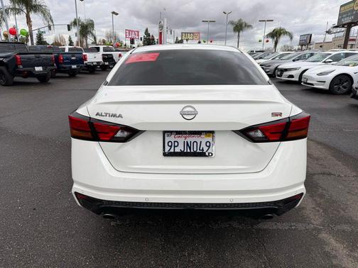 2024 Nissan Altima SR FWD