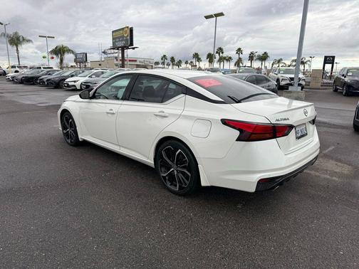 2024 Nissan Altima SR FWD