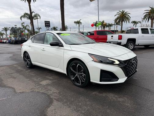 2024 Nissan Altima SR FWD