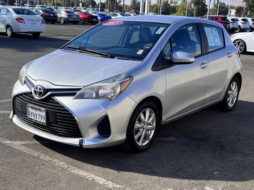 2015 Toyota Yaris LE