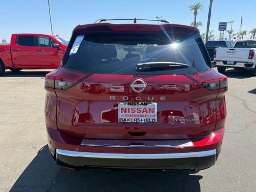 2025 Nissan Rogue Platinum