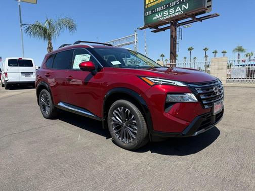 2025 Nissan Rogue Platinum