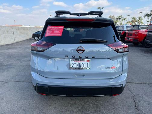 2025 Nissan Rogue Rock Creek