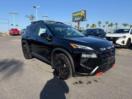 Super Black 2026 Nissan Rogue Rock Creek