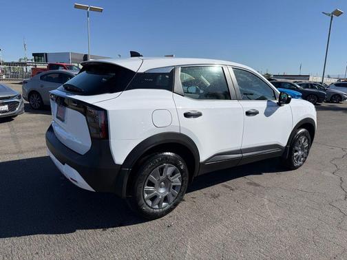 Fresh Powder 2026 Nissan Kicks S