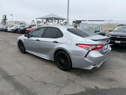 2019 Toyota Camry SE