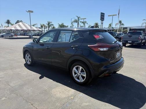 2024 Nissan Kicks S