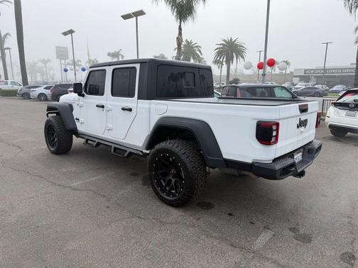 2020 Jeep Gladiator Sport S