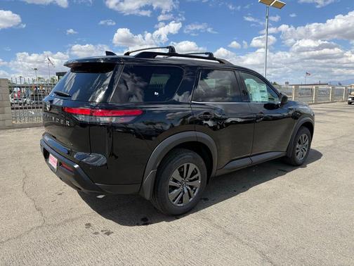 Super Black 2026 Nissan Pathfinder SV