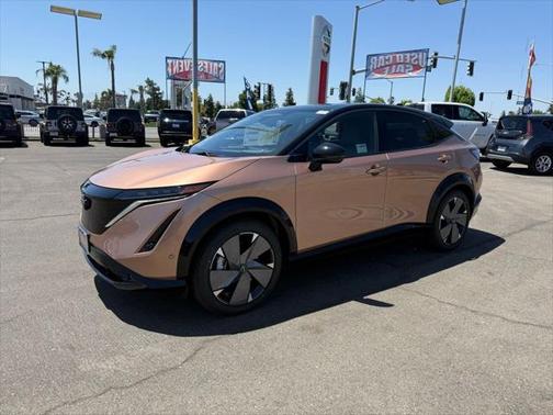 2025 Nissan ARIYA PLATINUM+