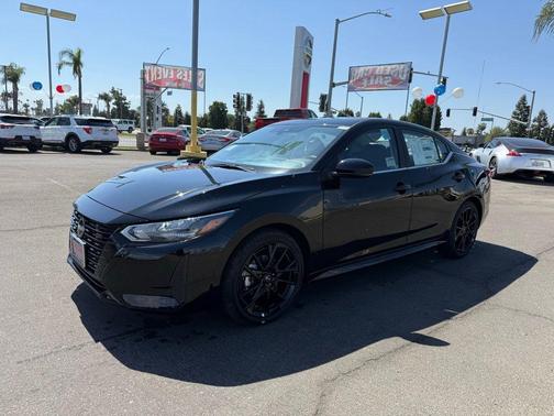 2025 Nissan Sentra SR