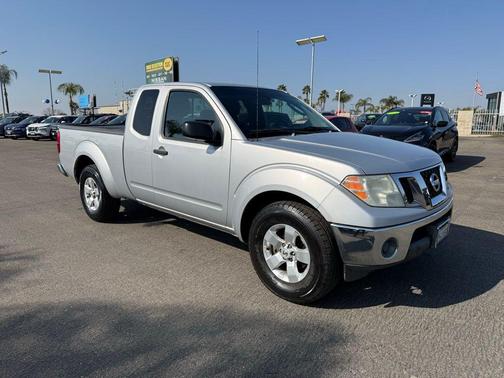 2011 Nissan Frontier SV