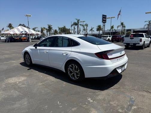 2022 Hyundai SONATA SEL