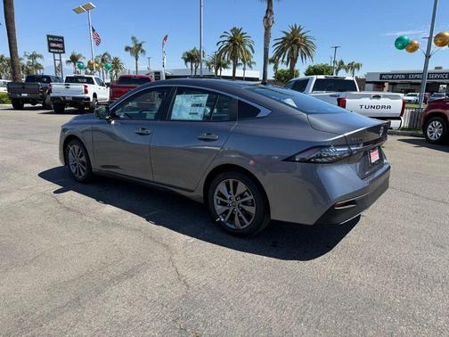Gun Metallic 2026 Nissan Sentra SL