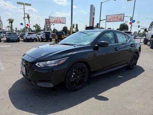 2025 Nissan Sentra SR
