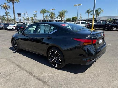 2024 Nissan Altima SR Intelligent AWD