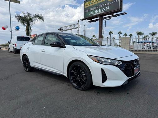 2025 Nissan Sentra SR