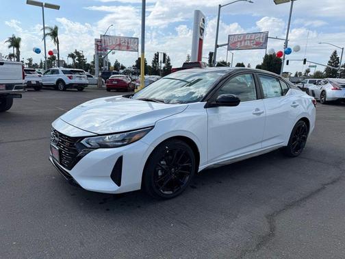 2025 Nissan Sentra SR