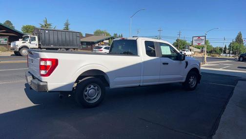 White 2022 Ford F-150 XL