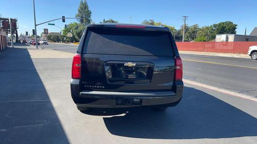 Black 2019 Chevrolet Suburban LT