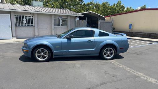 Satin Silver Clearcoat Metallic 2005 Ford Mustang GT
