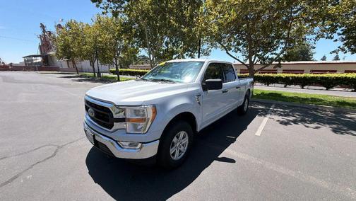 White 2022 Ford F-150 XLT