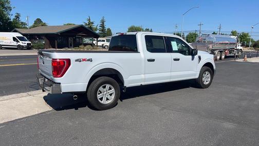 White 2022 Ford F-150 XLT