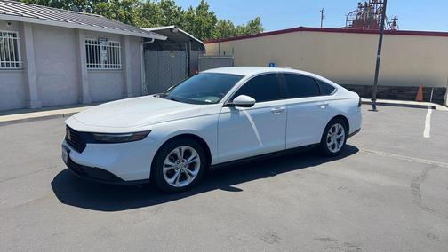Platinum White Pearl 2023 Honda Accord LX 1.5T