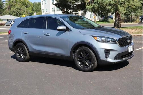 2020 Kia Sorento LX