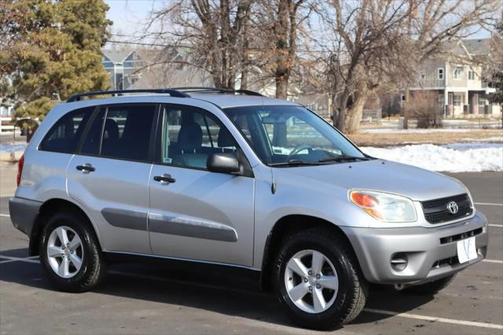 2004 Toyota RAV4 Base