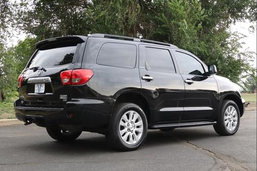 2010 Toyota Sequoia Platinum