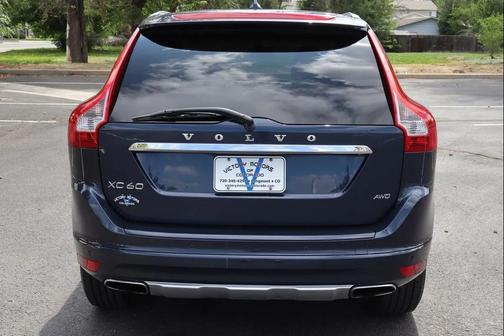 Caspian Blue Metallic 2014 Volvo XC60 3.2