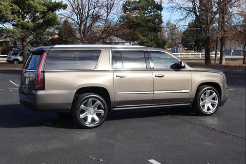 2016 Cadillac Escalade ESV Premium