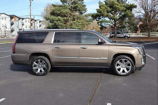 2016 Cadillac Escalade ESV Premium