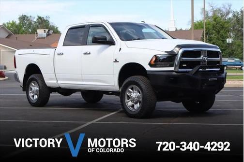 2017 RAM 2500 SLT Crew Cab 4x4 6'4' Box