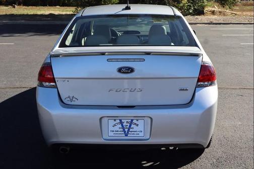 2011 Ford Focus SES