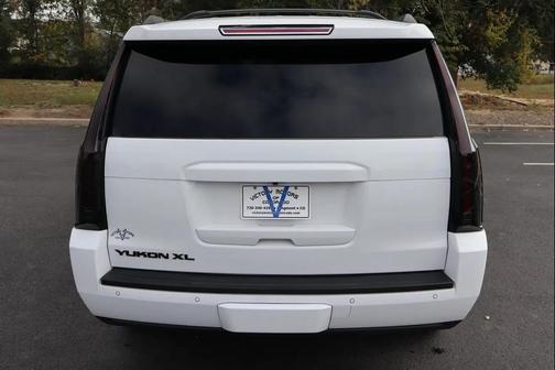 2017 GMC Yukon XL SLT