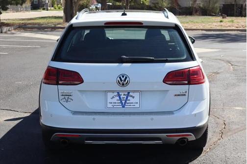 2017 Volkswagen Golf Alltrack TSI SEL