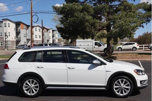 2017 Volkswagen Golf Alltrack TSI SEL